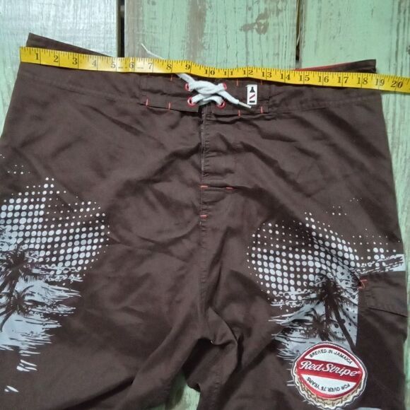 Red Stripe Men's Boardshorts Swimsuit Brown Red White Size 38 Waist Velcro - Picture 4 of 14